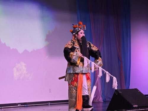 在「回窯」劇目中，薛平貴返鄉在武家坡與王寶釧相遇。（記者孫愛薇／攝影）