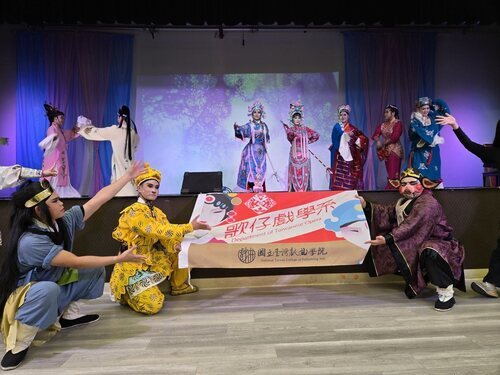 國立臺灣戲曲學院歌仔戲學系與戲曲音樂系學系來美演出，帶來六組戲碼。（記者孫愛薇／攝影）