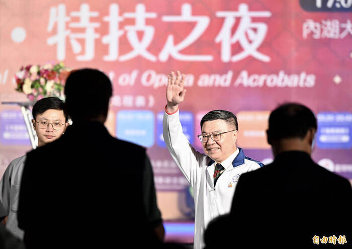 行政院長卓榮泰應邀出席內科嘉年華會戲曲．特技之夜。（記者羅沛德攝）