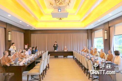 記者會在佛陀紀念館禮敬大廳3樓舉行。（中評社　蔣繼平攝）