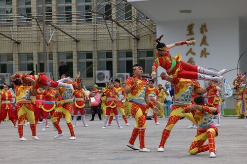 520就職典禮彩排，國立臺灣戲曲學院、臺灣特技團、九天民俗技藝團一同獻上「祈求吉慶 歡喜台灣」表演。廖瑞祥攝