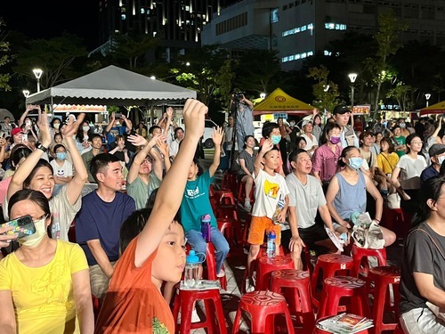 民眾熱烈參與有獎徵答環節